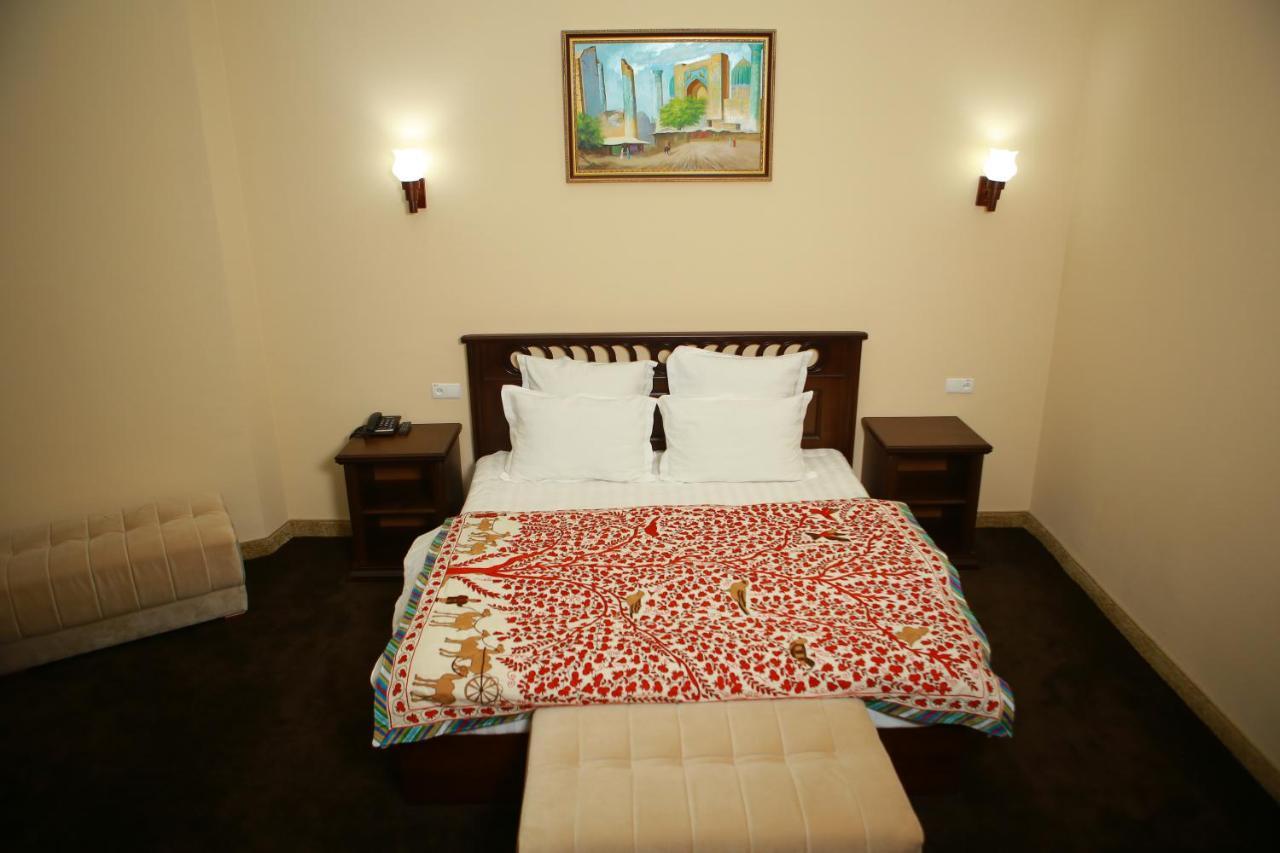 Boulevard Palace Hotel ซามาร์คันด์ ภายนอก รูปภาพ